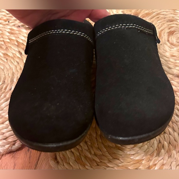 Clarks Roseville Drew Suede Clog 8 M - Picture 2 of 7